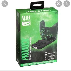 NEW Dual XBOX Controller Charging Dock